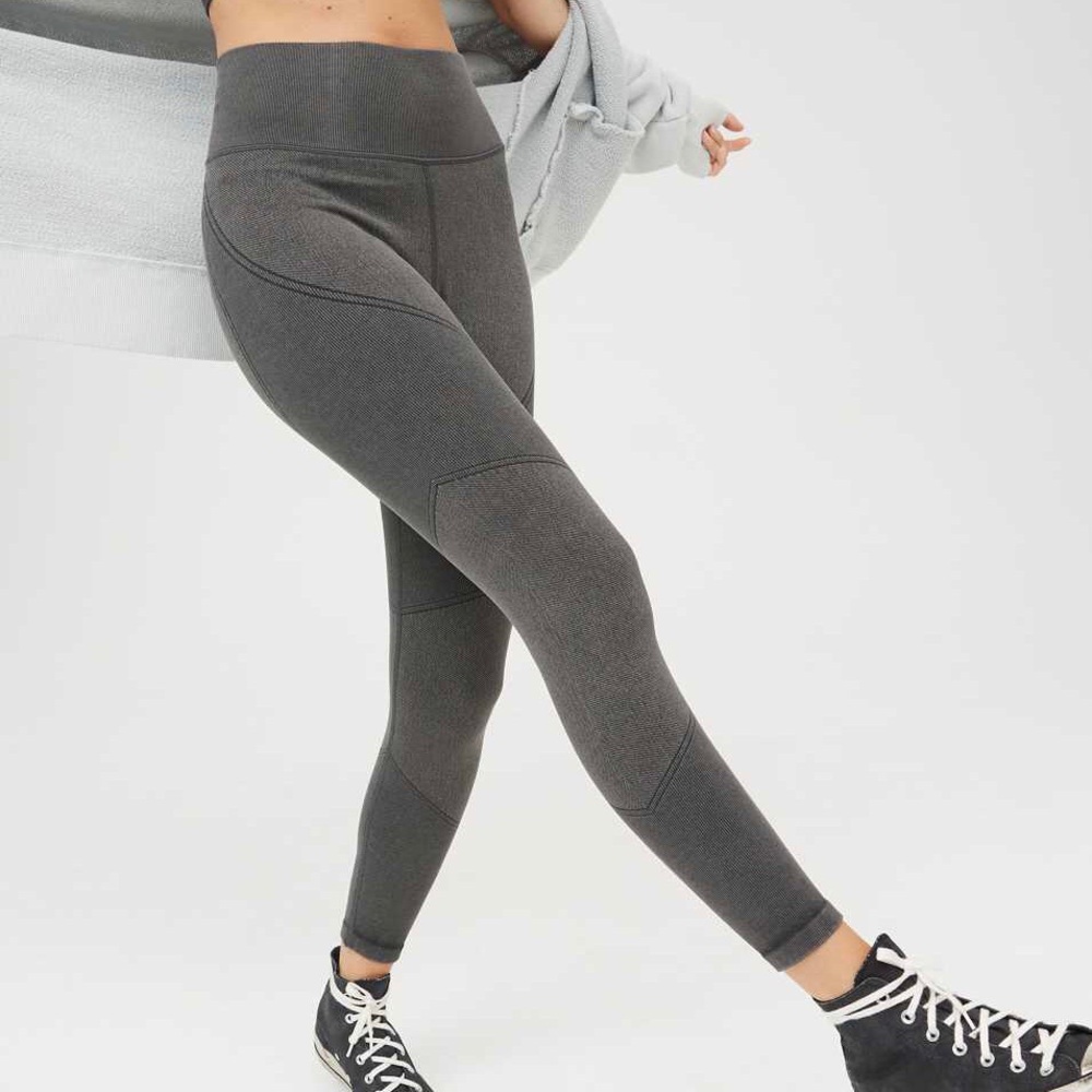 aerie | OFFLINE Seamless High-Waisted 7/8 Leggings | S